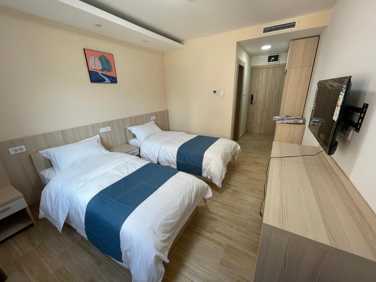 Home In Superior如家 Surčin Dış mekan fotoğraf