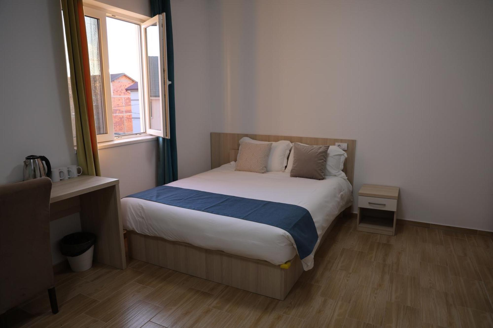 Home In Superior如家 Surčin Dış mekan fotoğraf
