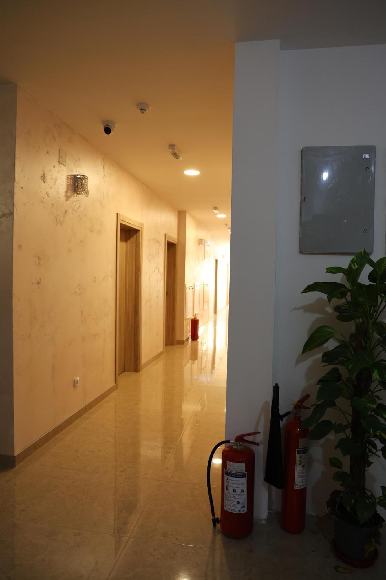 Home In Superior如家 Surčin Dış mekan fotoğraf